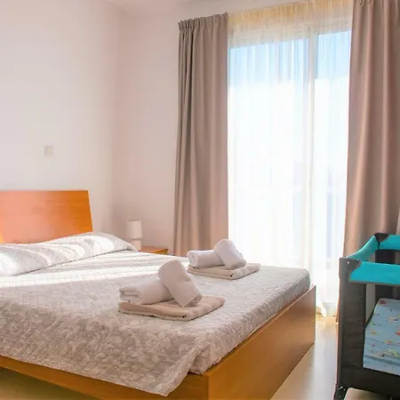 Villa 2 *